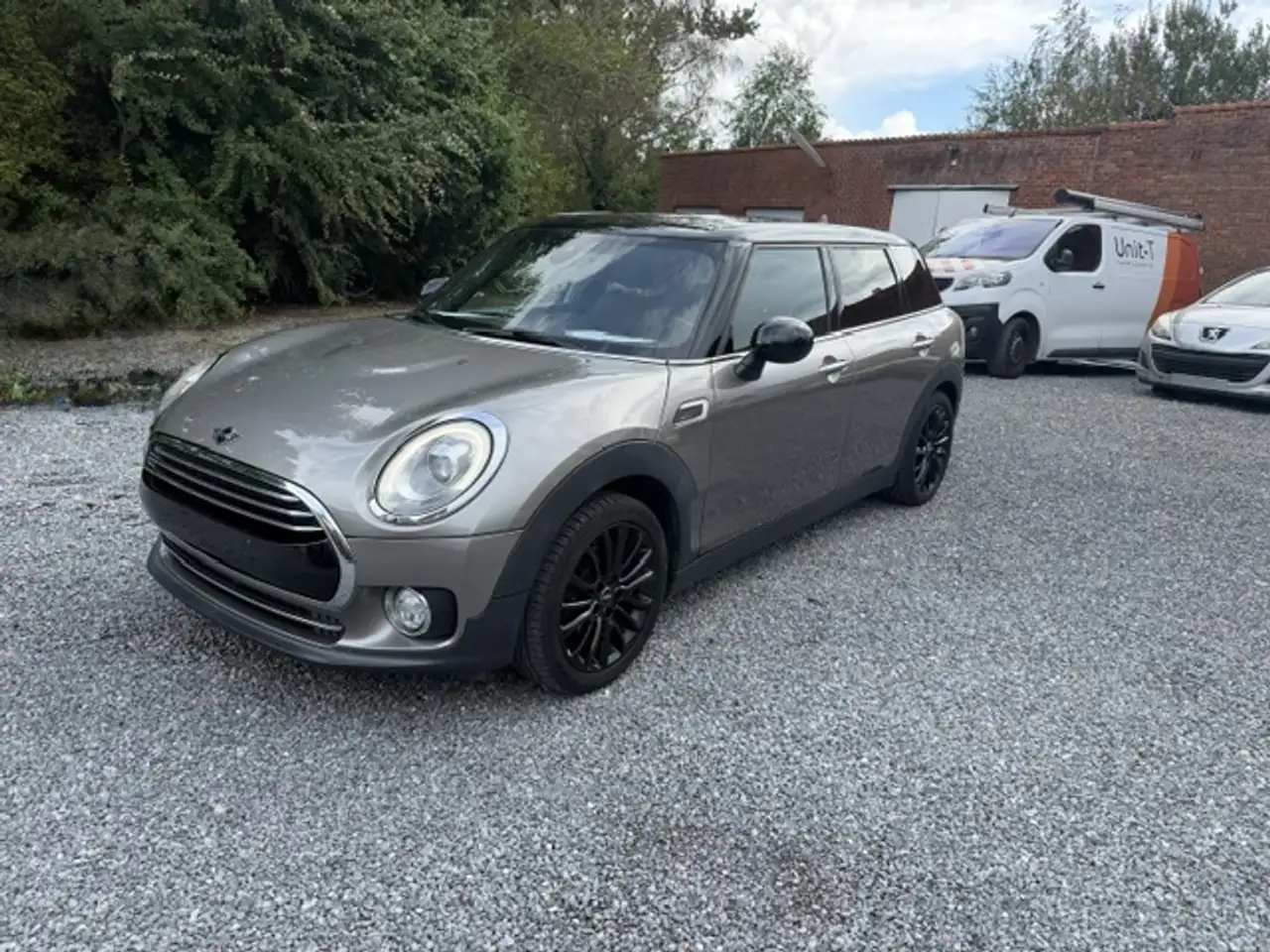 MINI Cooper Clubman
