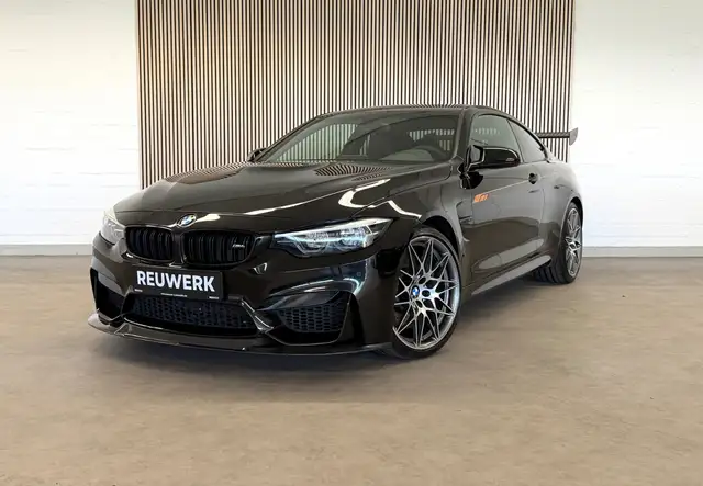 BMW M4 Competition Schalter Infinitas Hybrid Charger Deutsches Fzg.