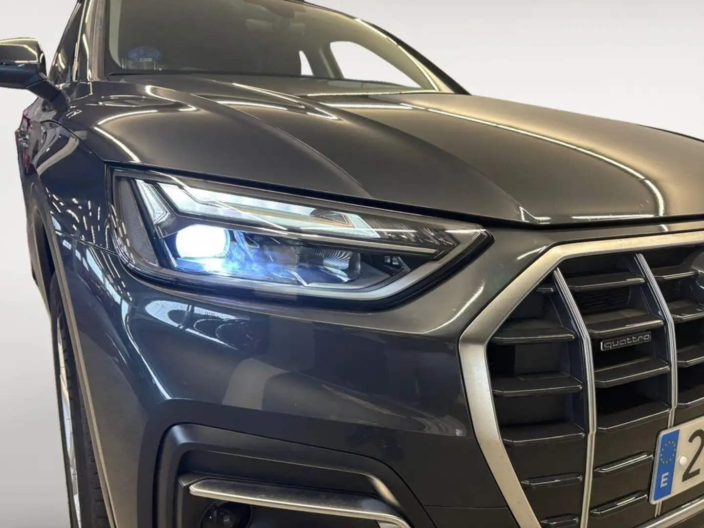 Audi Q5 50 TFSIe Advanced quattro-ultra S tronic Gris - 2