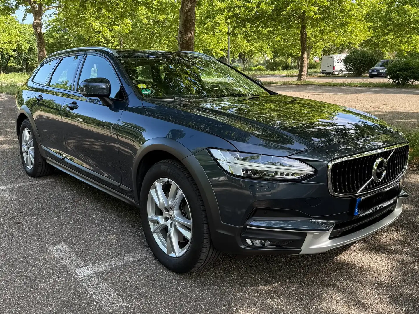 Volvo V90 Cross Country V90 Cross Country D4 AWD Geartronic Blau - 1