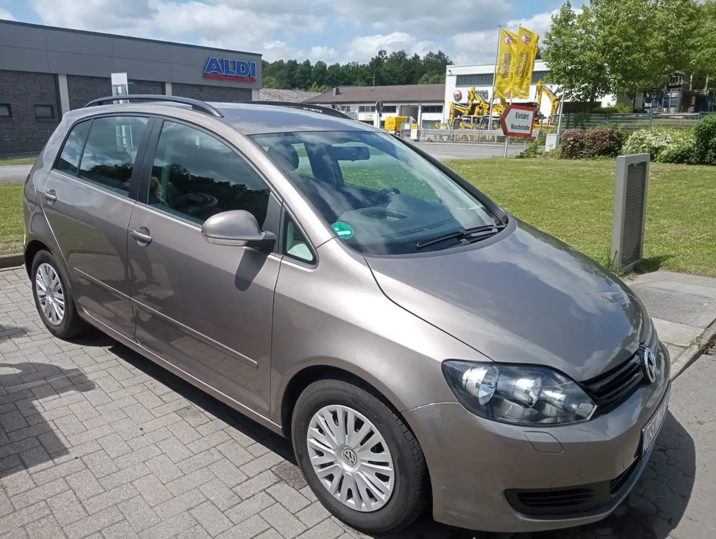 Volkswagen Golf Plus 1.6 TDI DPF Team - 1