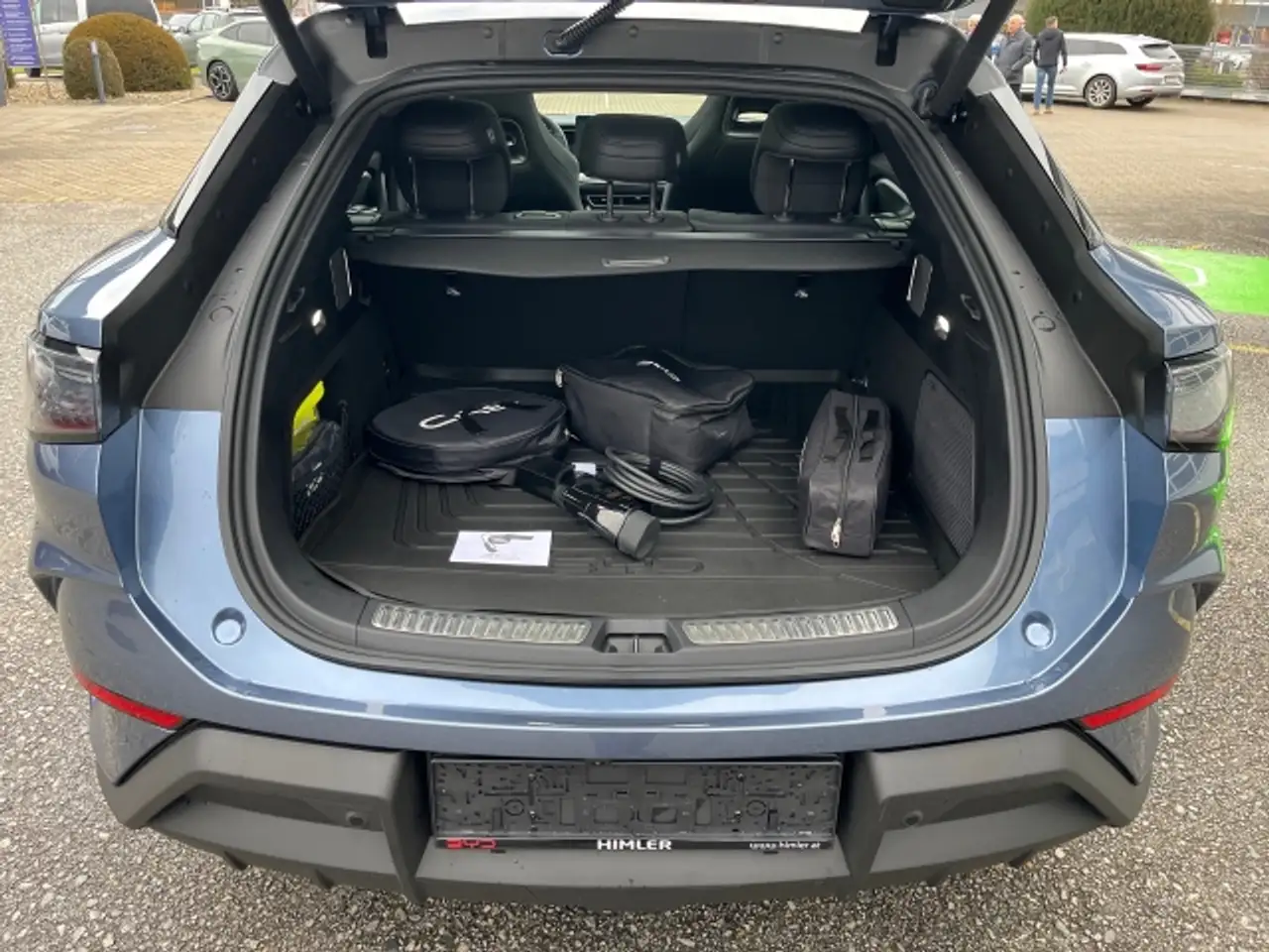 BYD SEALION 7