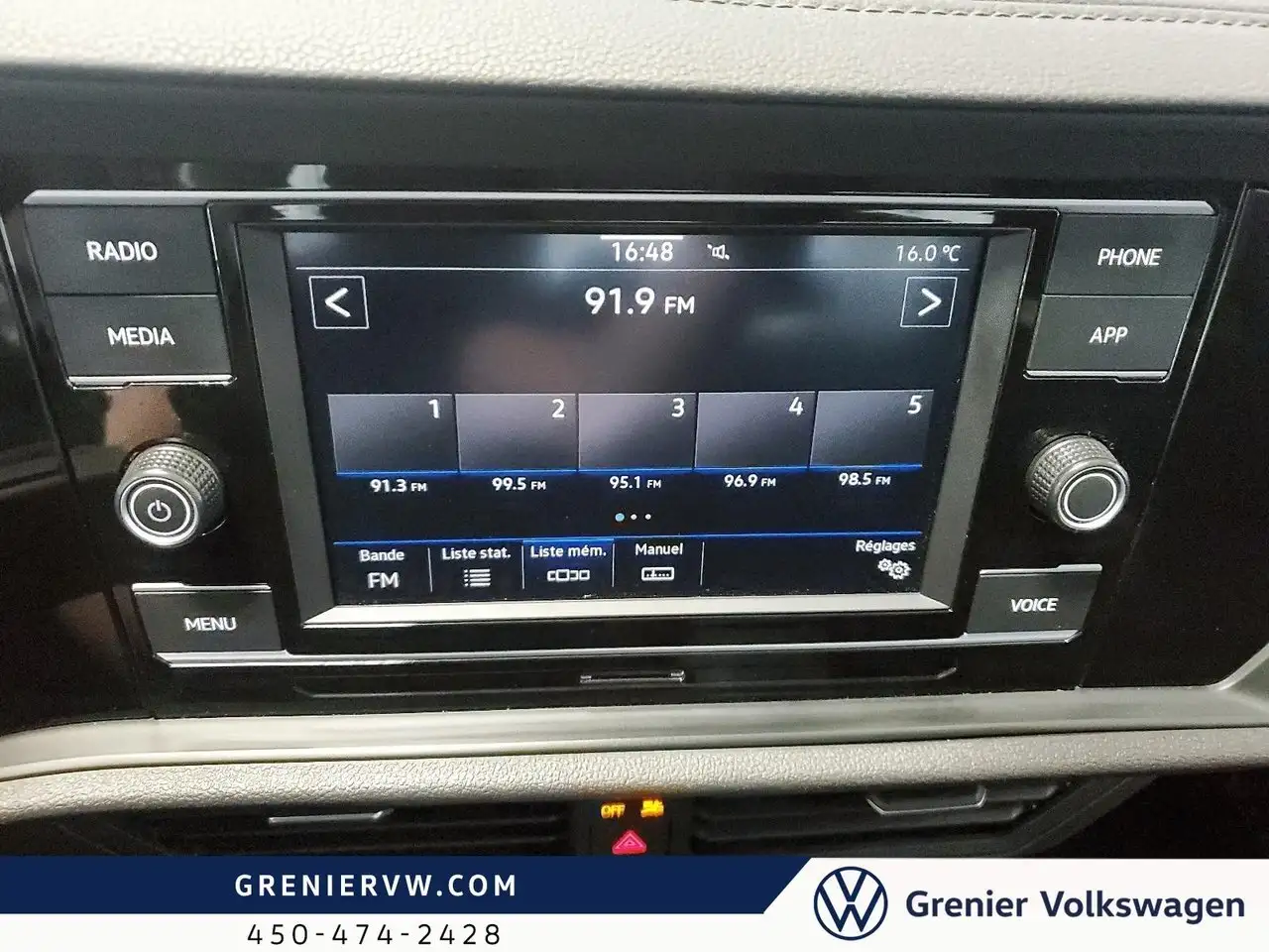 Volkswagen Jetta снимка Volkswagen Jetta