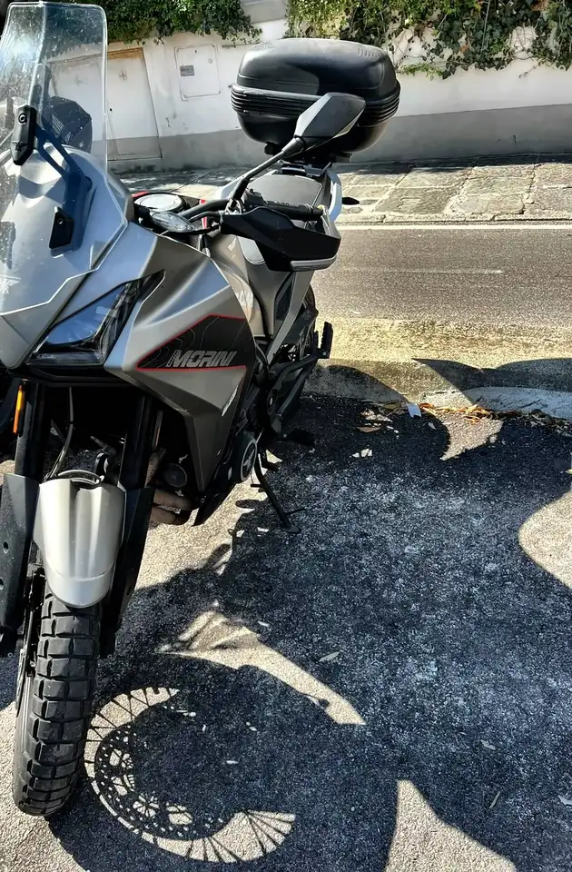 Moto Morini X-Cape