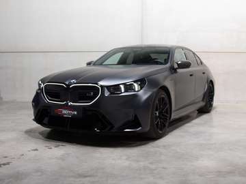 FULL OPT / FULL PPF / TRKHK / CARBON PACK / B&W / M DRIVER PACKAGE / COMF PACK / DRIVING + PARK ASS PROF / CUSTOM EXHAUST