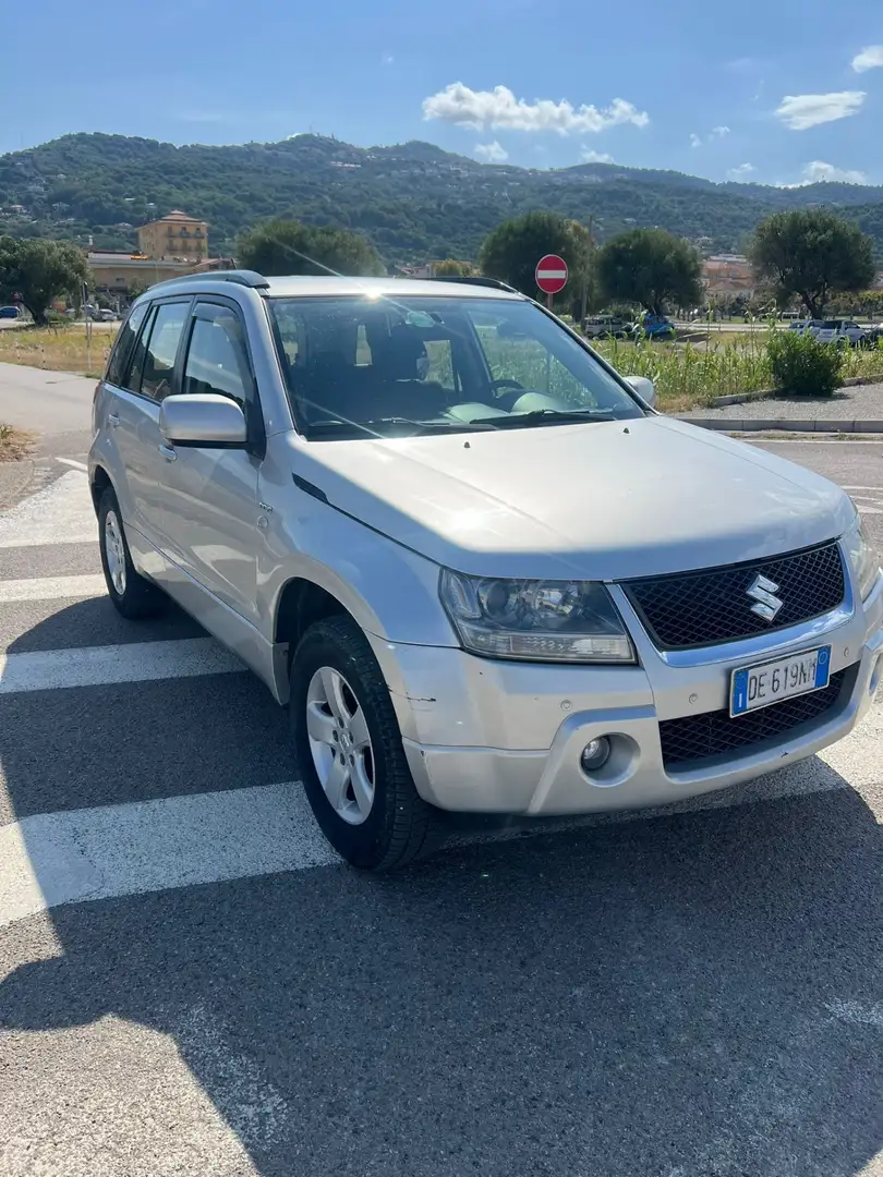 Suzuki Grand Vitara 5p 1.9 ddis - 1
