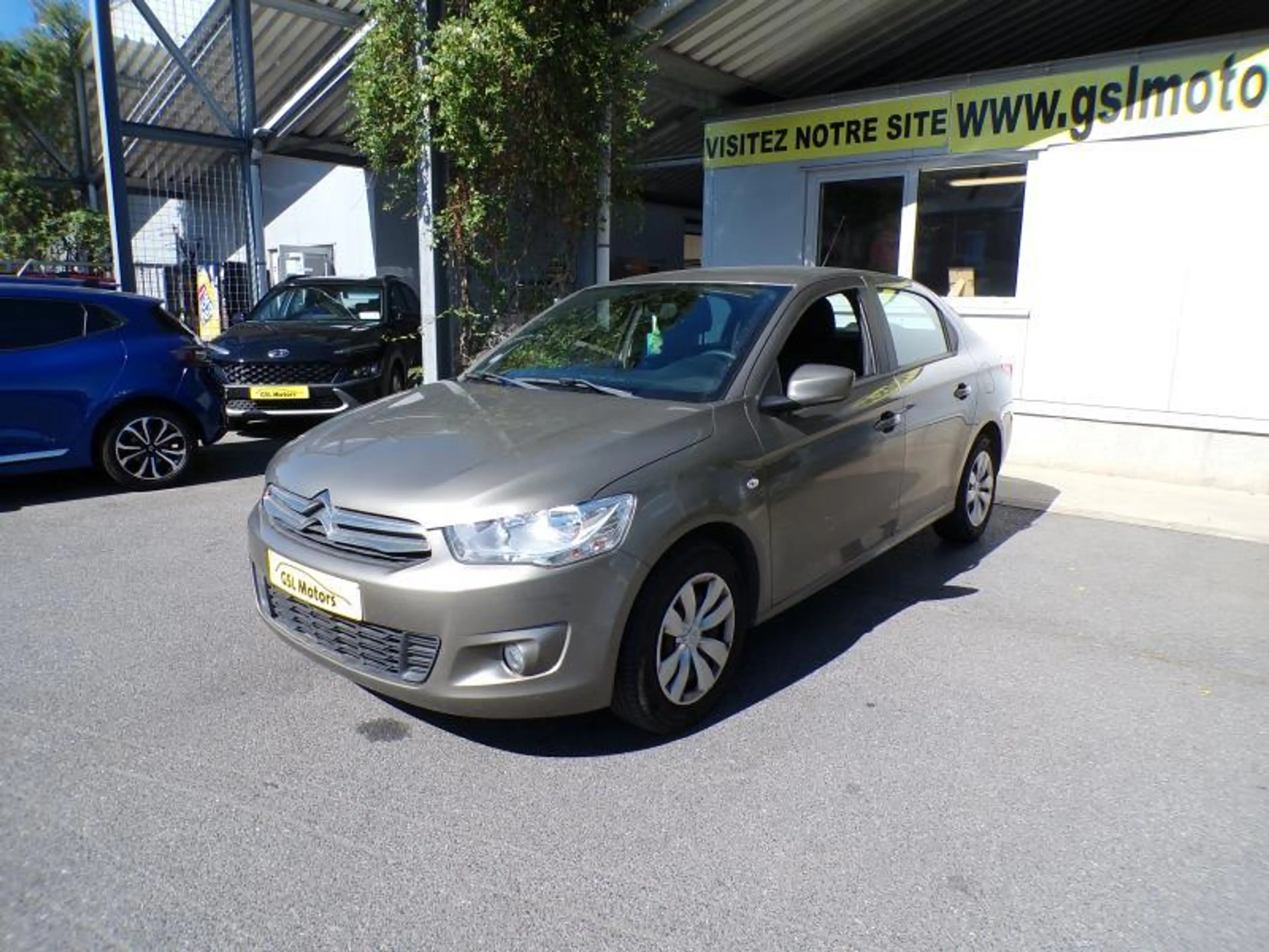 Citroen C-Elysée 1.2 82cv Gris 02/17 72575km Airco Capteurs Cruise
