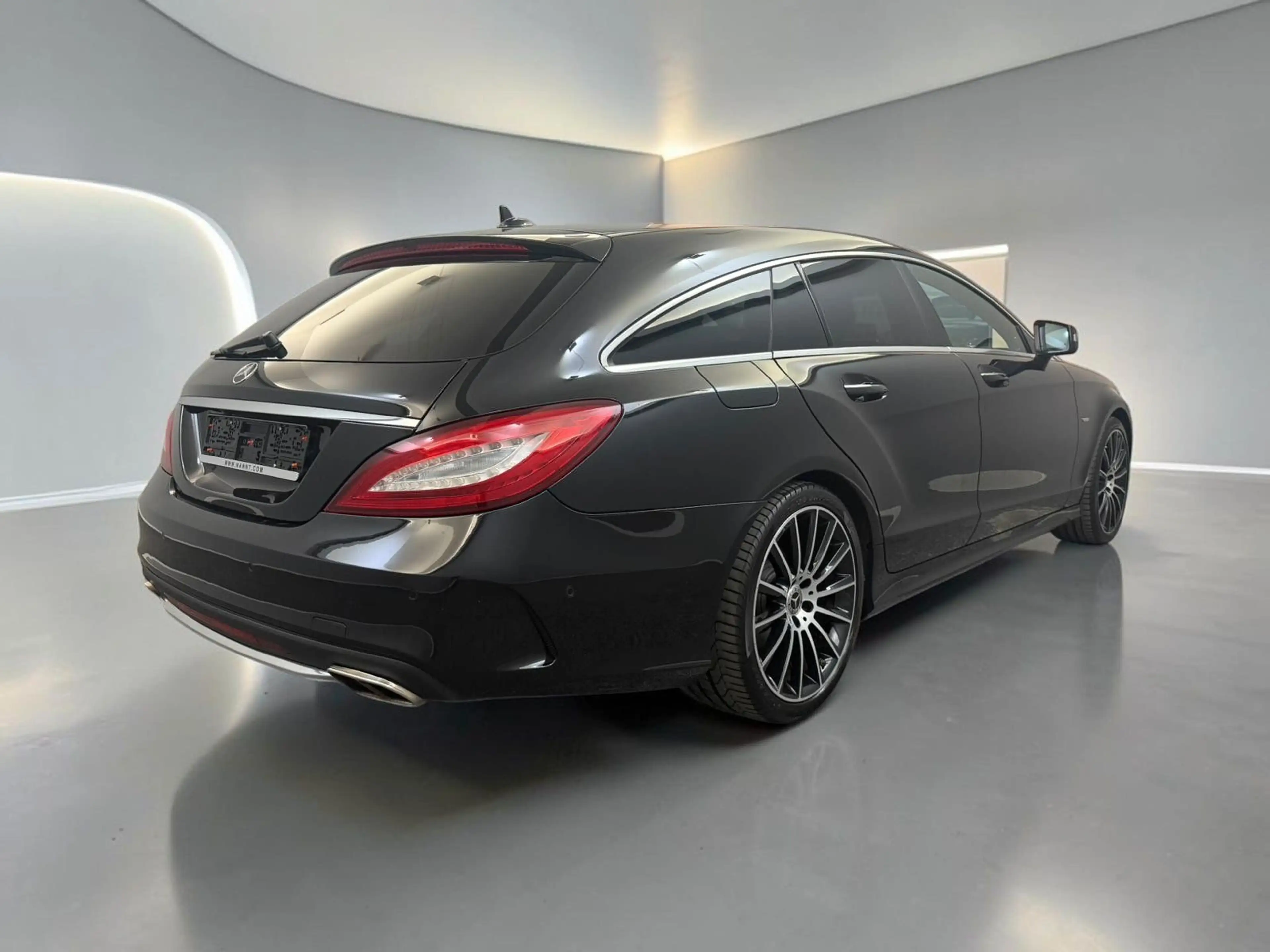 Mercedes-Benz CLS 350 SB 4M AMG FINAL EDITION/MEGAVOLL + TOP — photo 7