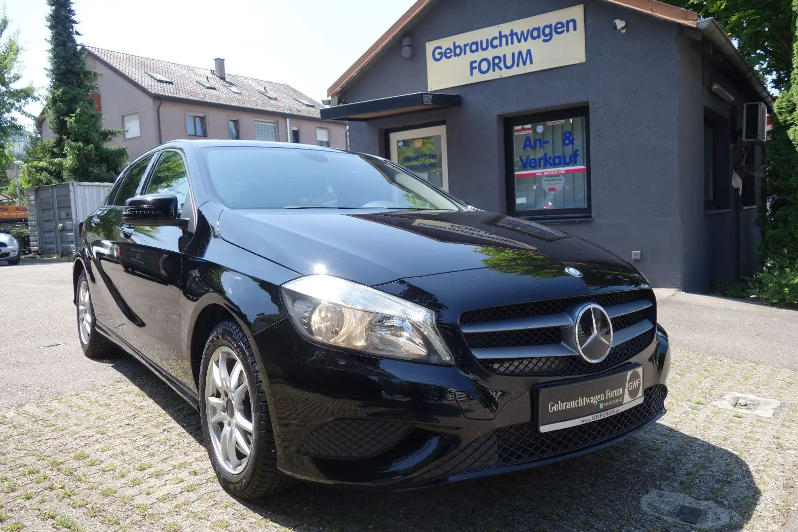 Mercedes-Benz A 180 A -Klasse A 180 BlueEfficiency KLIMA ALU Zwart - 1