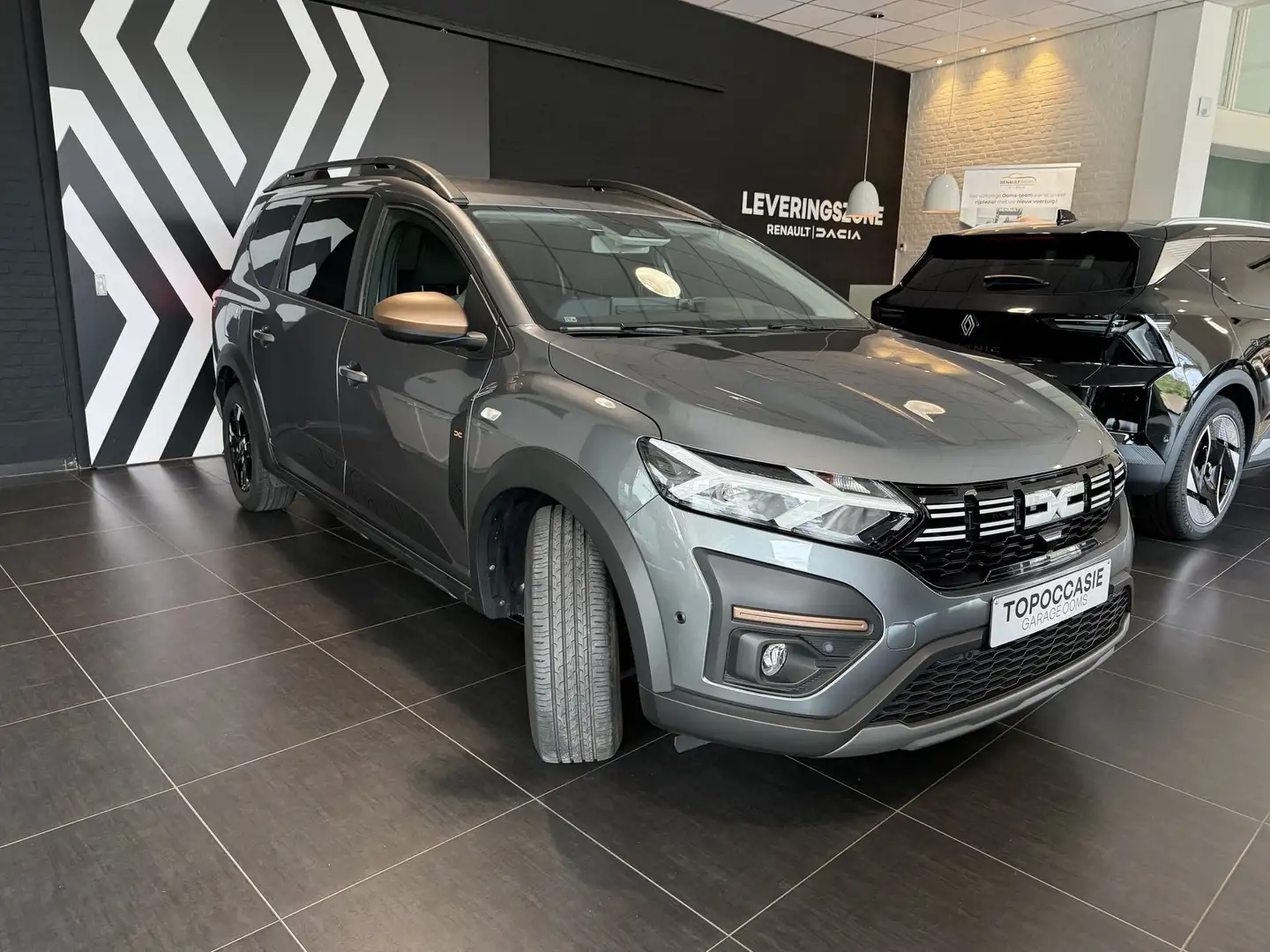 Dacia Jogger Extreme 7PL Hybrid 140 *Garantie tot 12/2027 Grijs - 2
