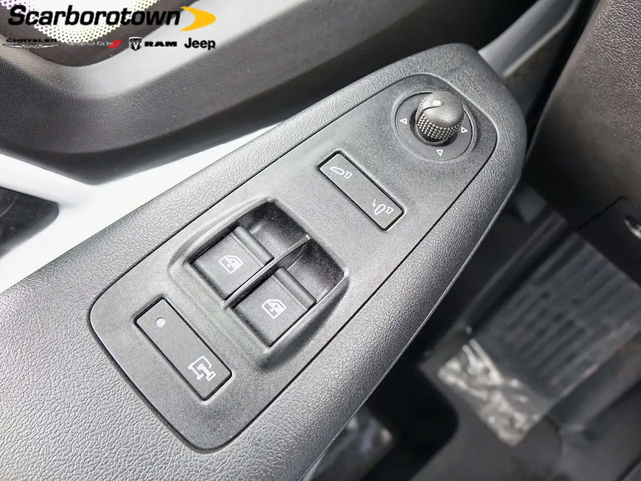 RAM ProMaster 3500 снимка RAM ProMaster 3500