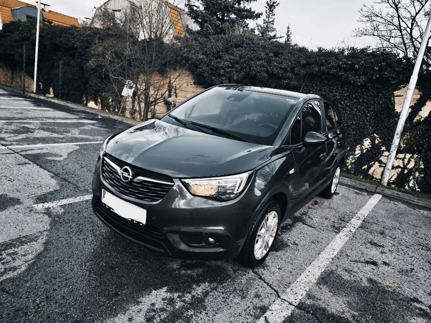 Opel Crossland X Crossland X 1,2 Turbo Direct Injection Design Line St/St Aut Design Line Schwarz - 1