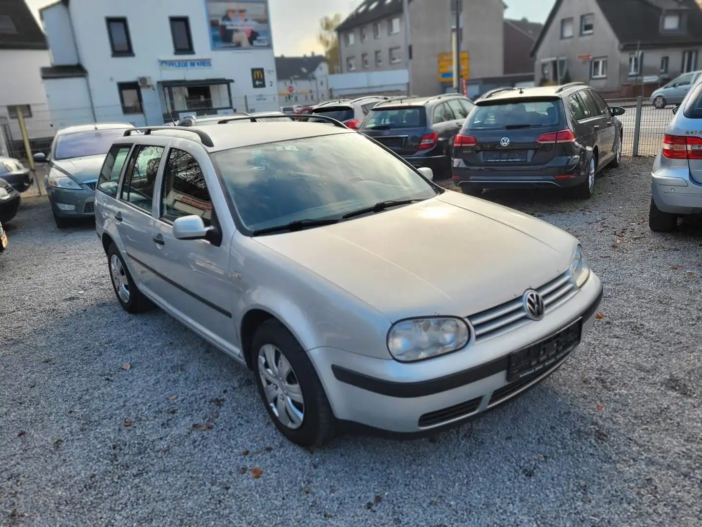Volkswagen Golf IV Variant Comfortline Silber - 1