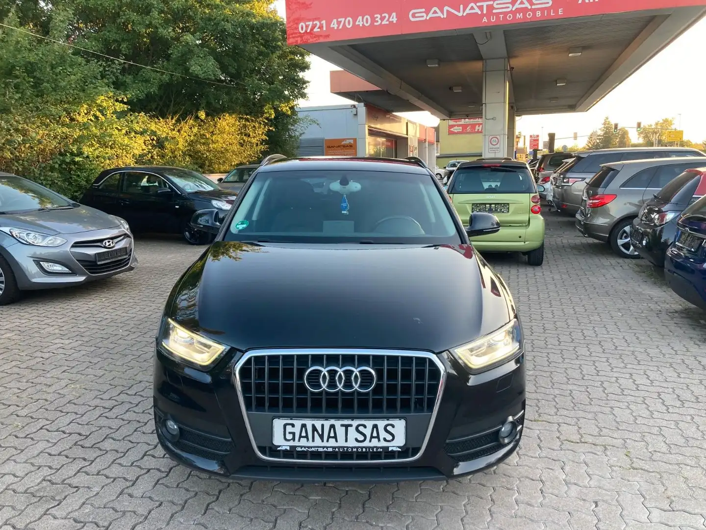 Audi Q3 2.0 TDI-Navi-Xenon-PDC-19 Zoll Noir - 2