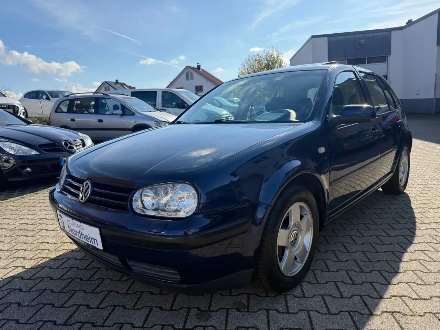 Volkswagen Golf IV 1.6 Automatik/ Schiebedach/ Klima/EURO 4 Blau - 1