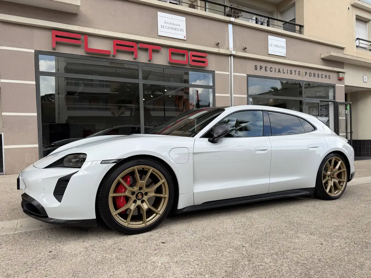 Porsche Taycan