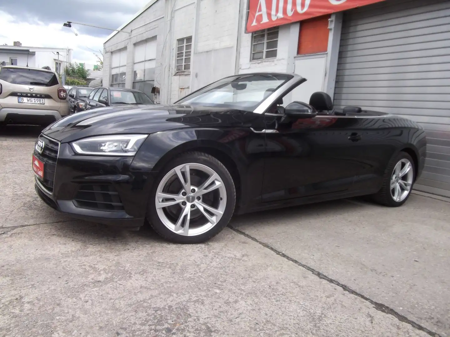 Audi A5 Cabriolet 2,0 Autom, Navi, Leder, LED Schwarz - 2