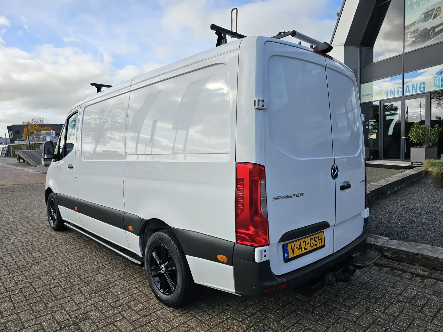 Mercedes-Benz Sprinter 314 CDI L2-H1 Handgeschakeld * MBUX * Trekhaak * C Blanc - 2
