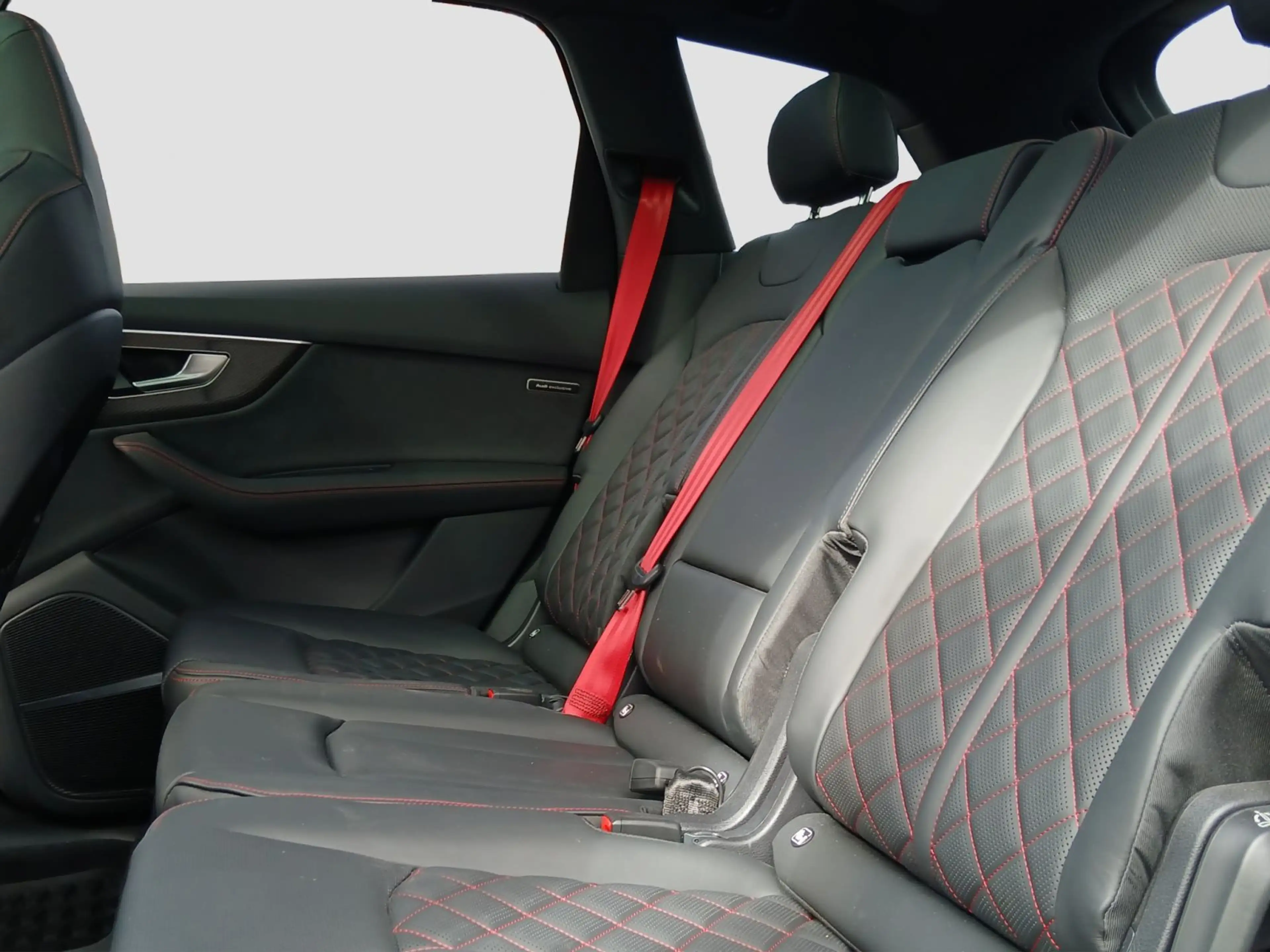 Audi Q7 50 TDI quattro Sline competition plus Matrix — photo 12
