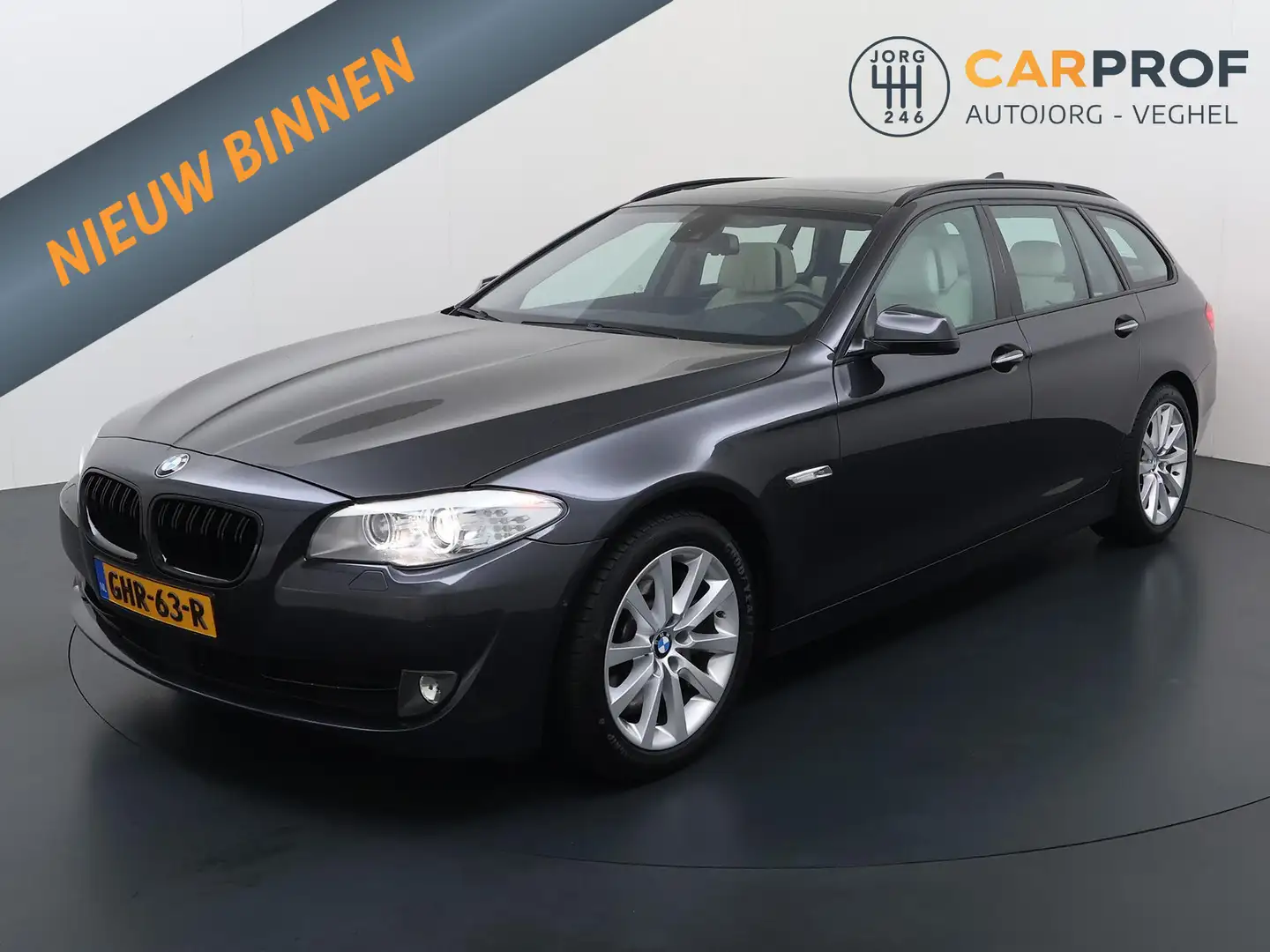 BMW 550 5-serie Touring 550i High Executive Panoramadak | Grau - 1