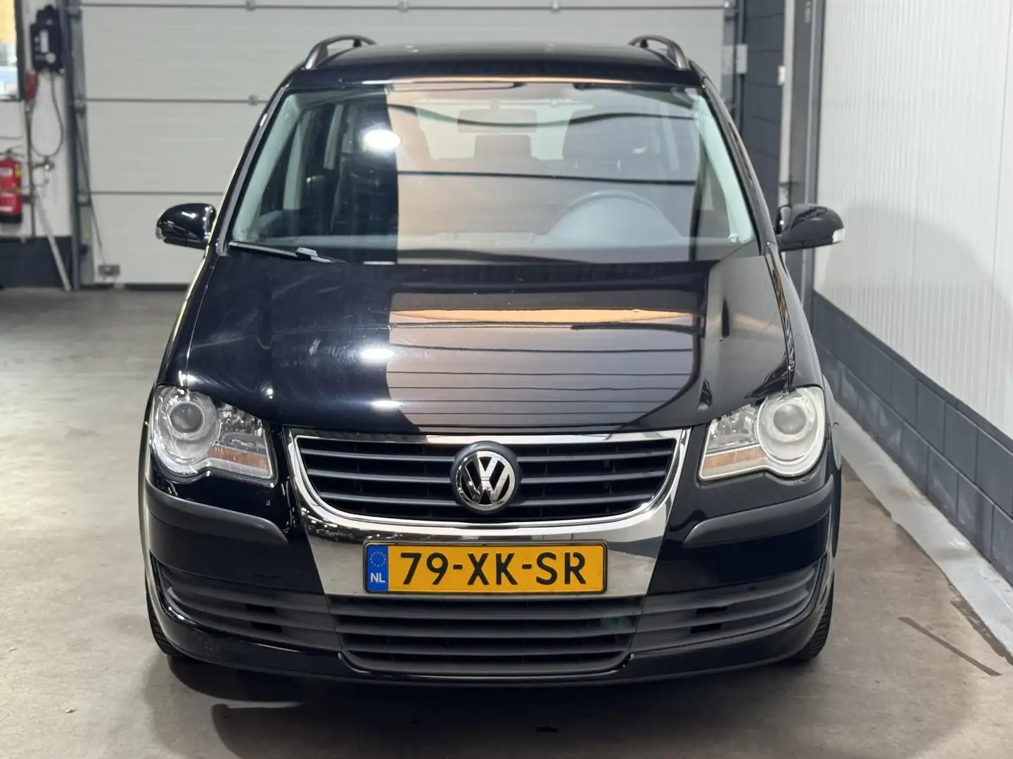 Volkswagen Touran 1.4 TSI Optive Zwart - 2