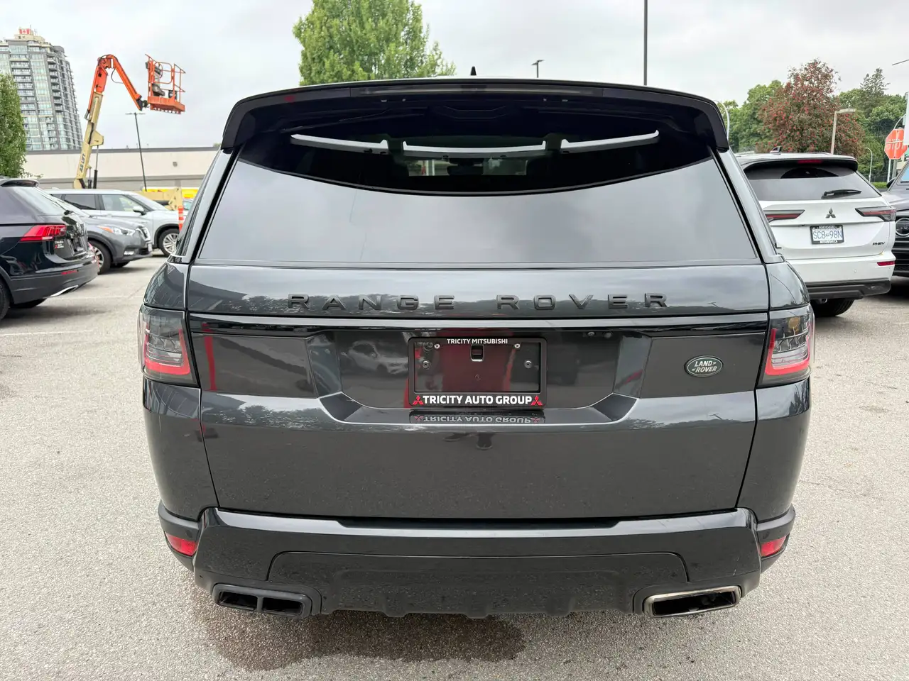 Land Rover Range Rover Sport photo Land Rover Range Rover Sport