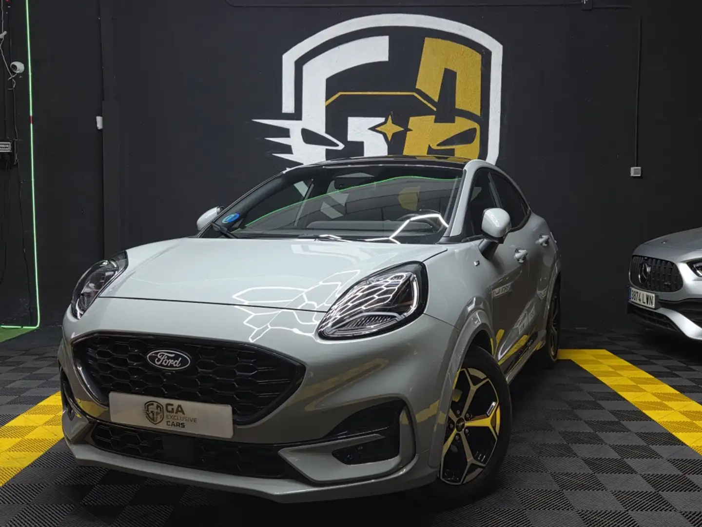 Ford Puma 1.0 EcoBoost MHEV ST-Line 125 Gris - 1