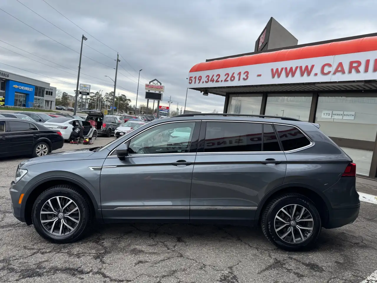 Volkswagen Tiguan снимка Volkswagen Tiguan