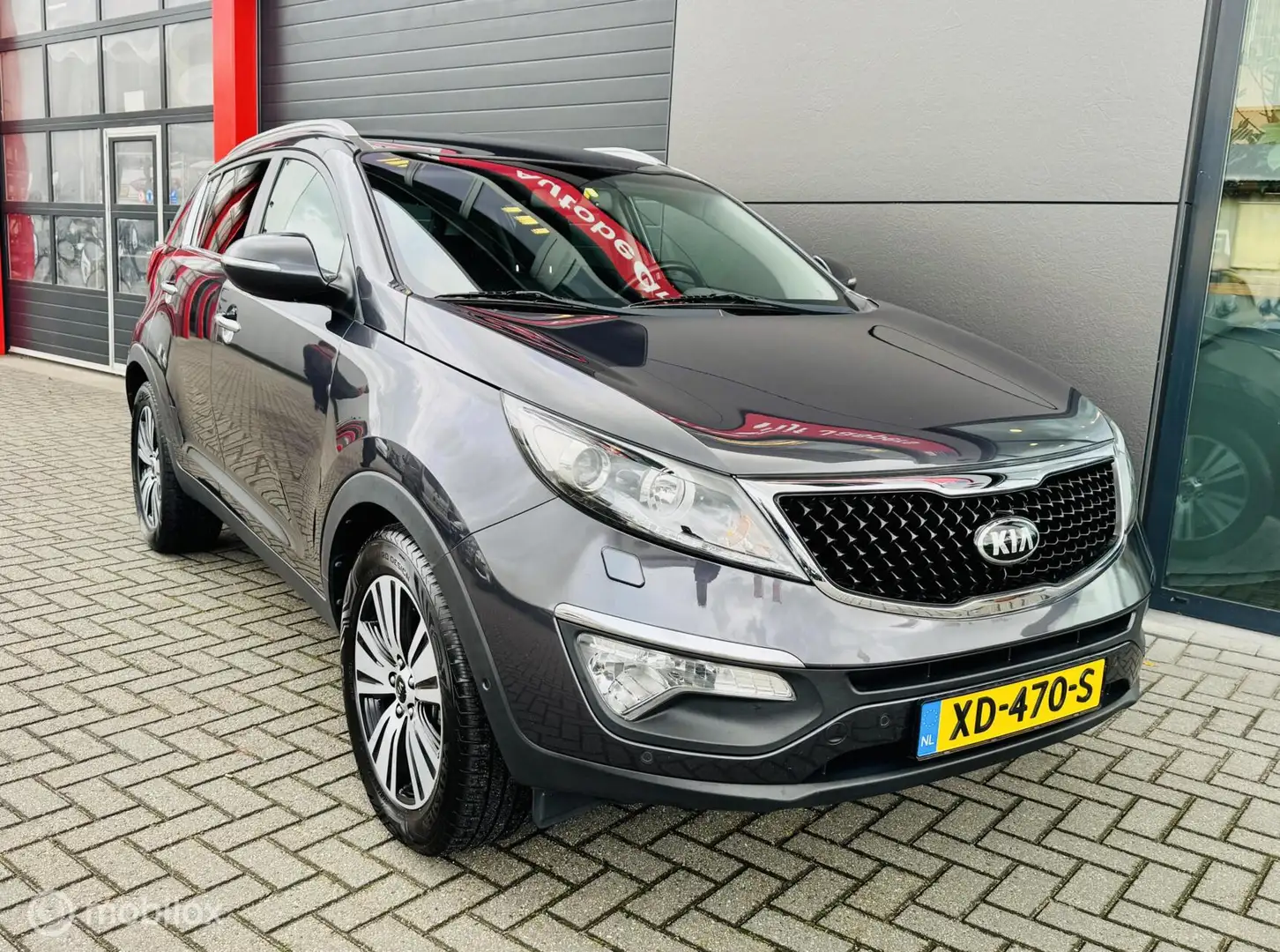 Kia Sportage 2.0 DynamicPlusLine Grijs - 2