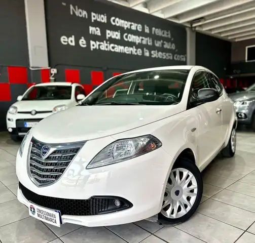 Lancia Ypsilon Ypsilon1.2 Silver 69cv