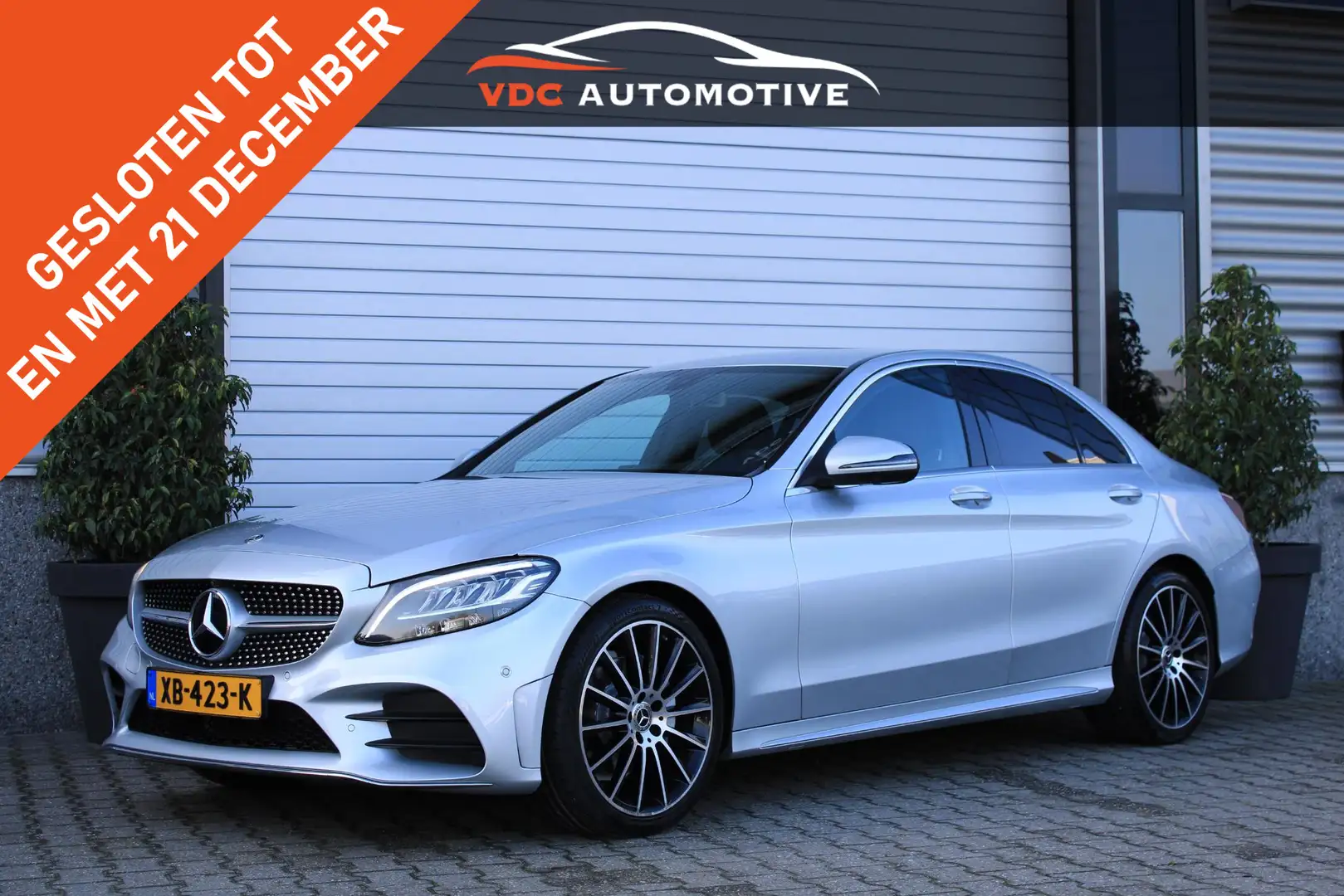 Mercedes-Benz C 180 AMG 360 Graden | Virtual Cockpit | LED | Dealer On Grijs - 1