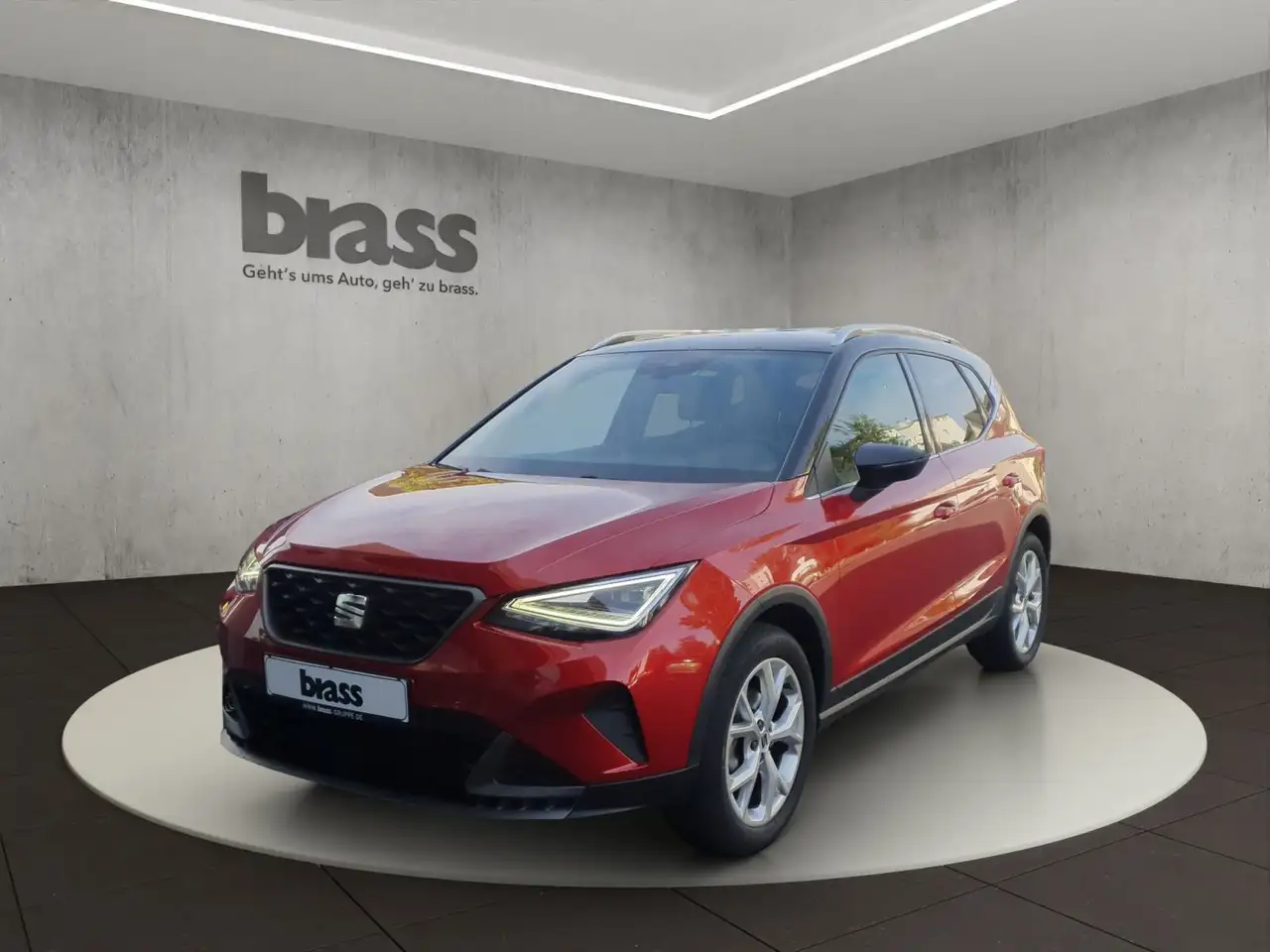 SEAT Arona 1.0 TSI FR Anhängerkupplung Keyless Entry — photo 1 of 18