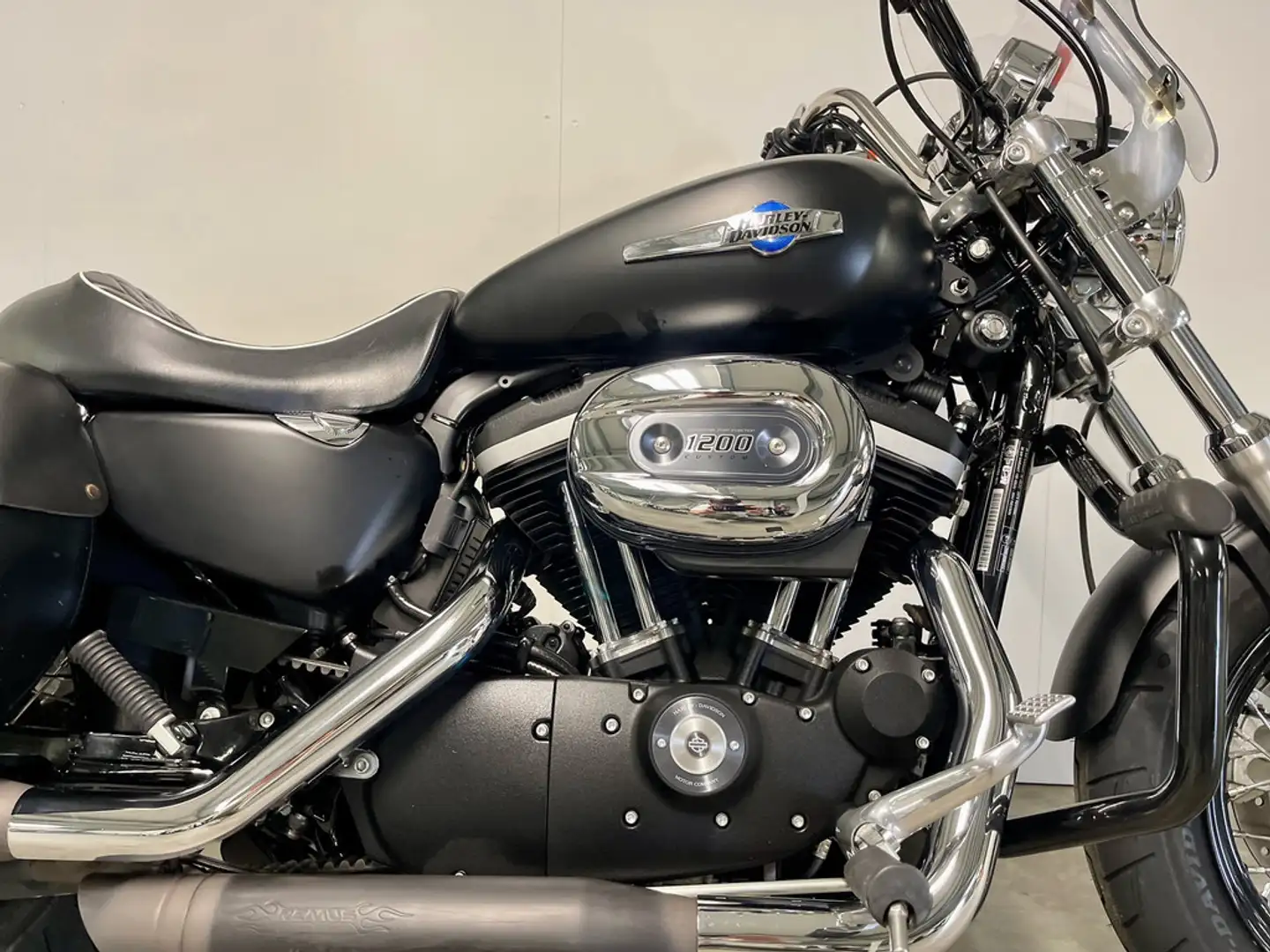 Harley-Davidson Sportster Cruiser XL1200CB LIMITED MET REGELBARE UITLAAT Siyah - 2