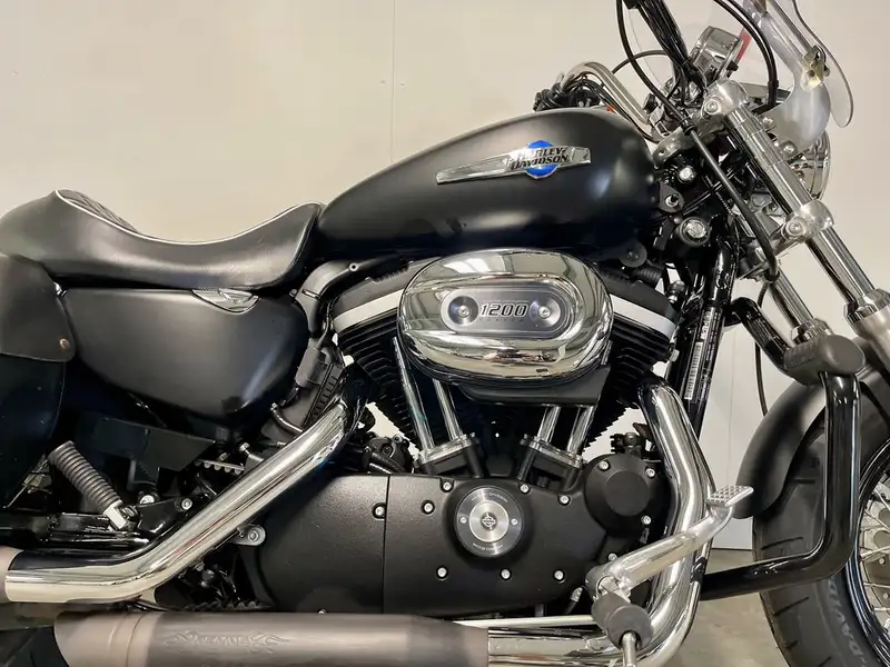 Harley-Davidson Sportster - foto 2