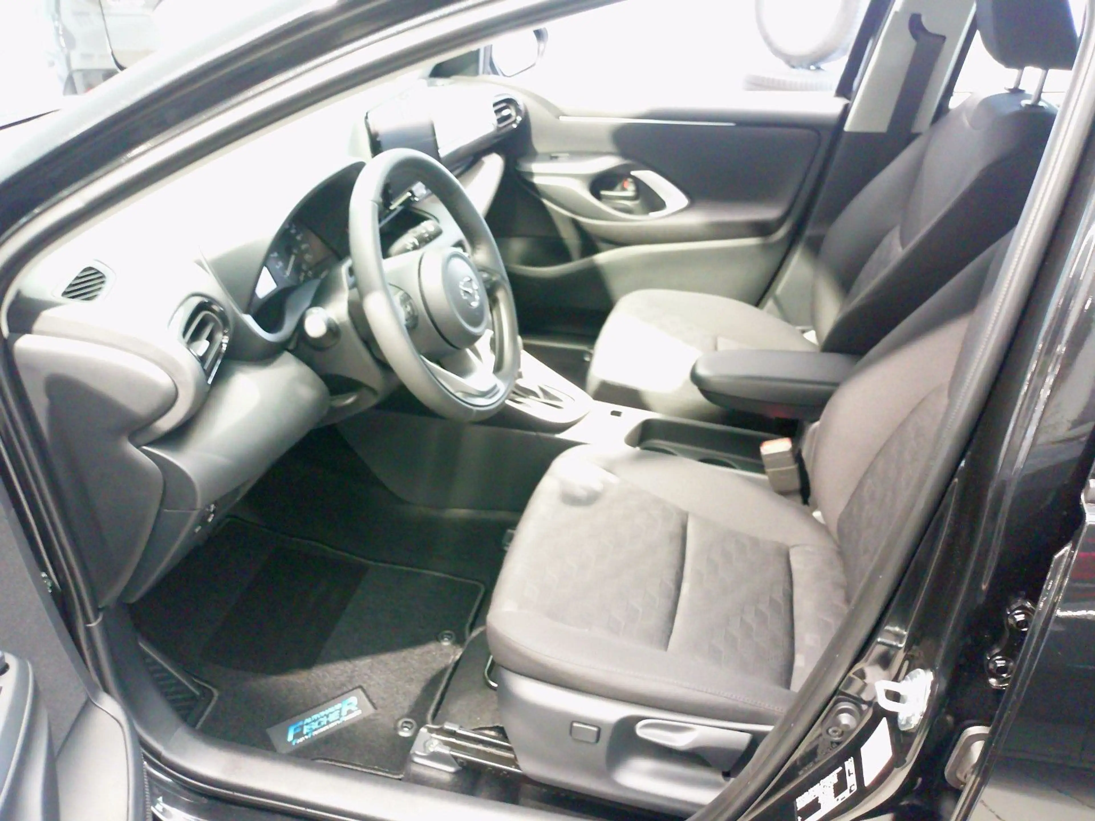 Mazda Others 2 Hybrid 1.5 116PS Exclusive KAMERA/SHZ/LED — photo 5