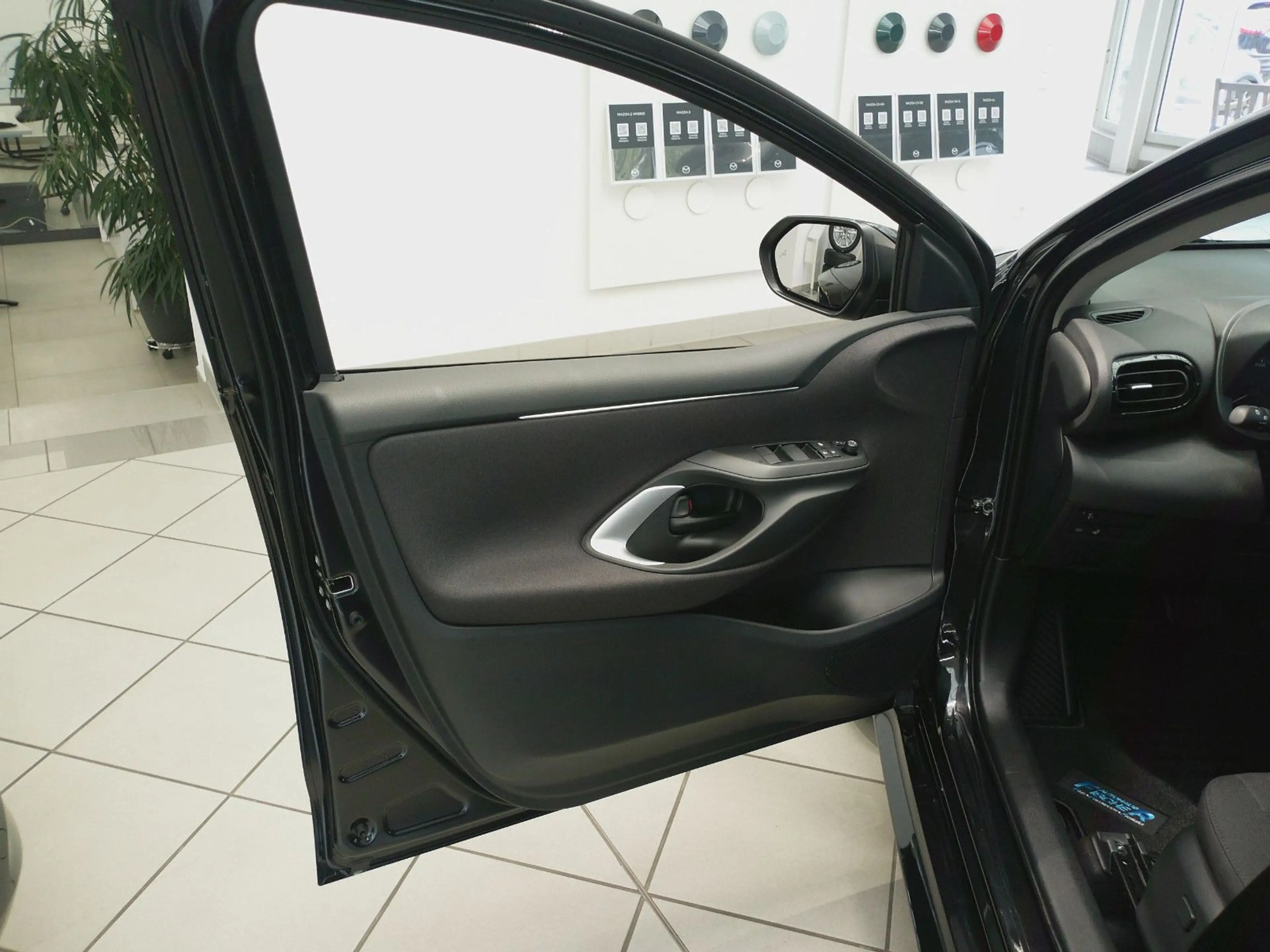Mazda Others 2 Hybrid 1.5 116PS Exclusive KAMERA/SHZ/LED — photo 14