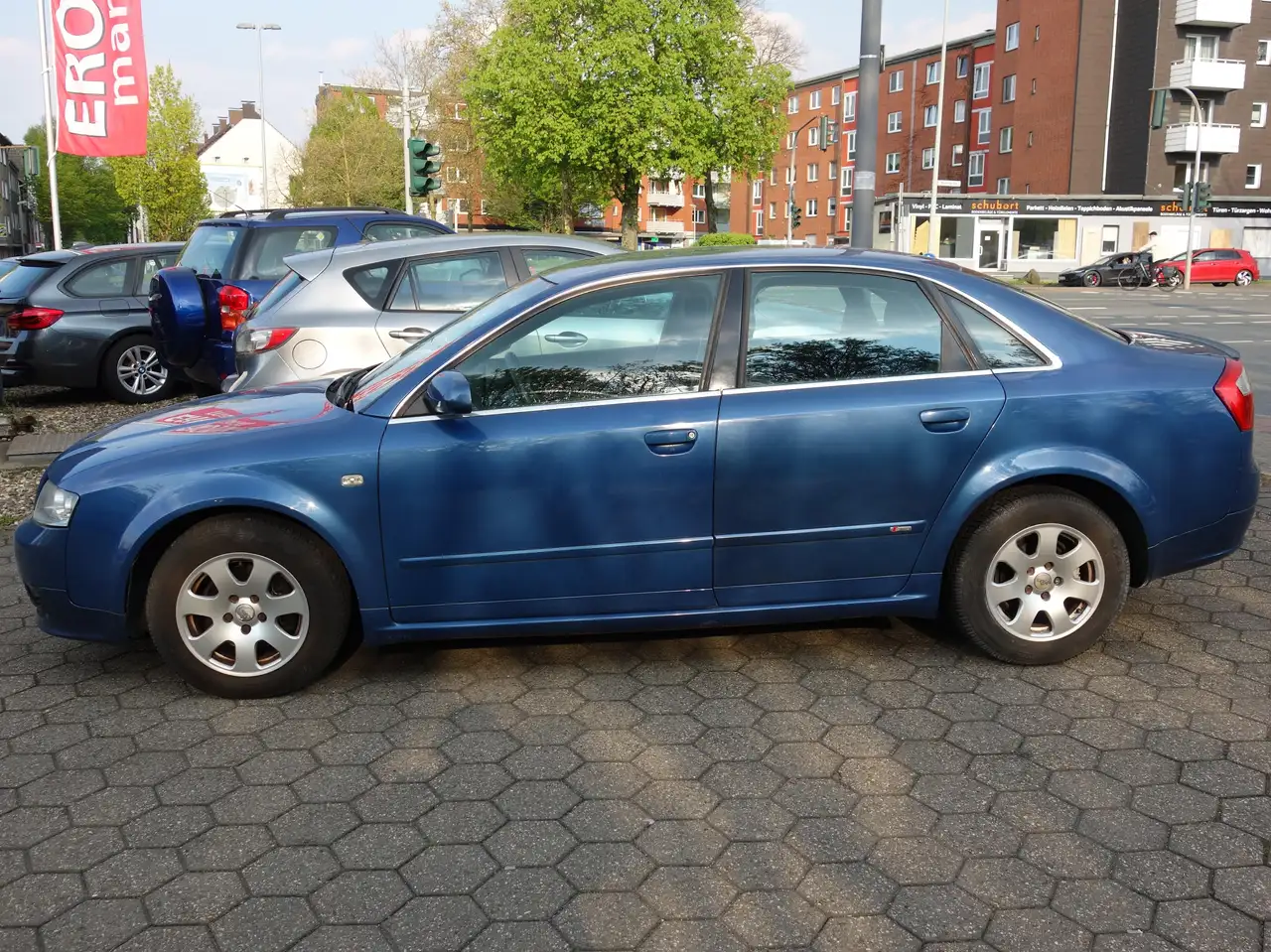 Audi A4 2.0 SLine TÜV 9.2028, foto 1