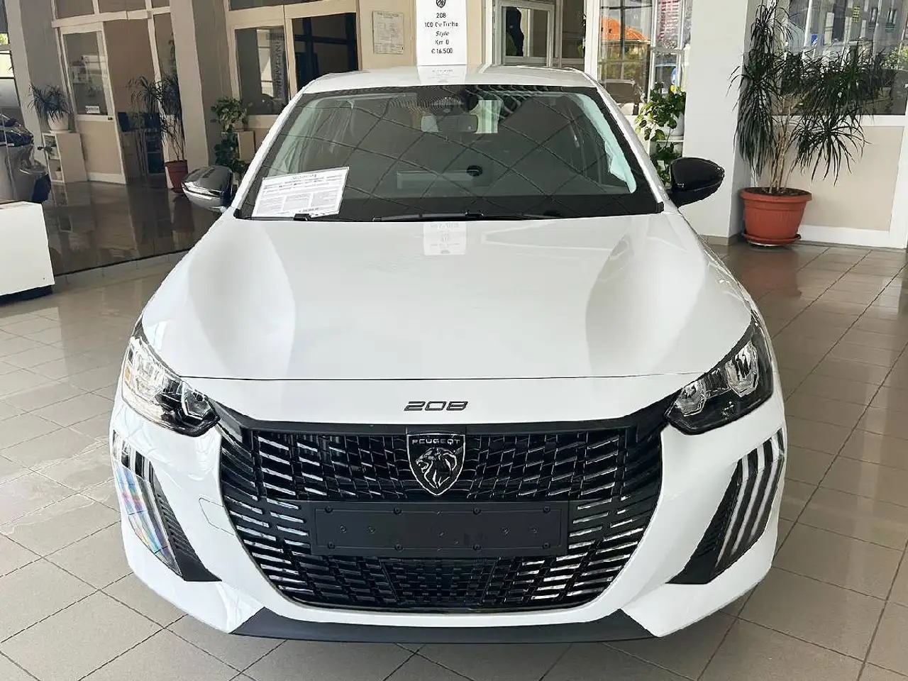 Peugeot 208 1.2 turbo Style 100cv 5p, миниатюра 2