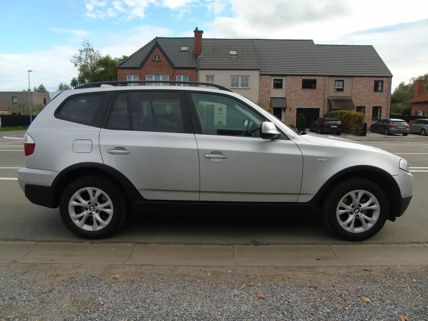 BMW X3 2.0i xDrive20*Ohboekje*Navi *Airco*4x4*EXPORT Argintiu - 1