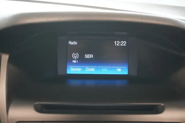 Ford Focus view 15
