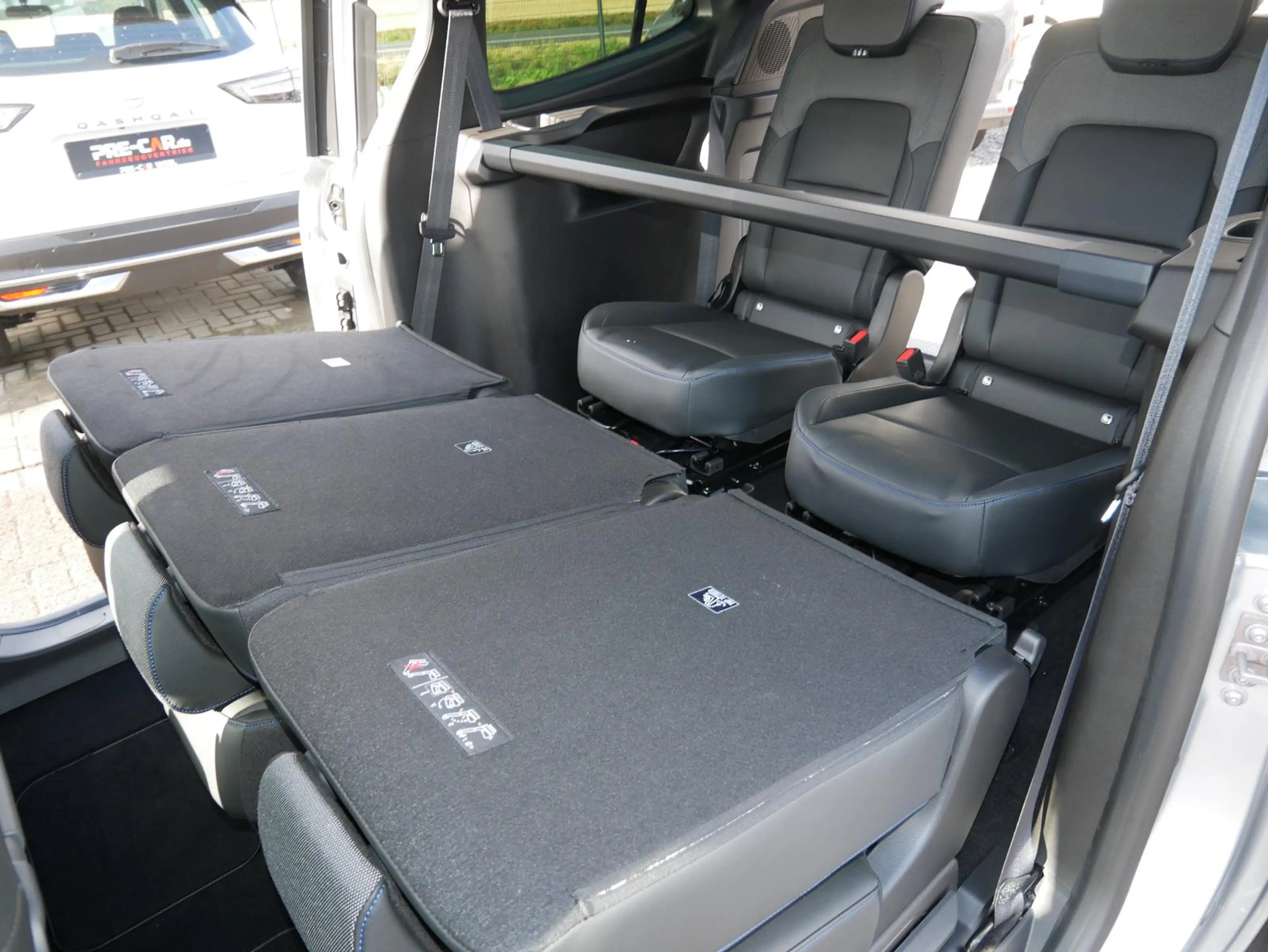 Nissan Townstar Kombi L2 Tekna Automatik 7-Sitze Metall — photo 8