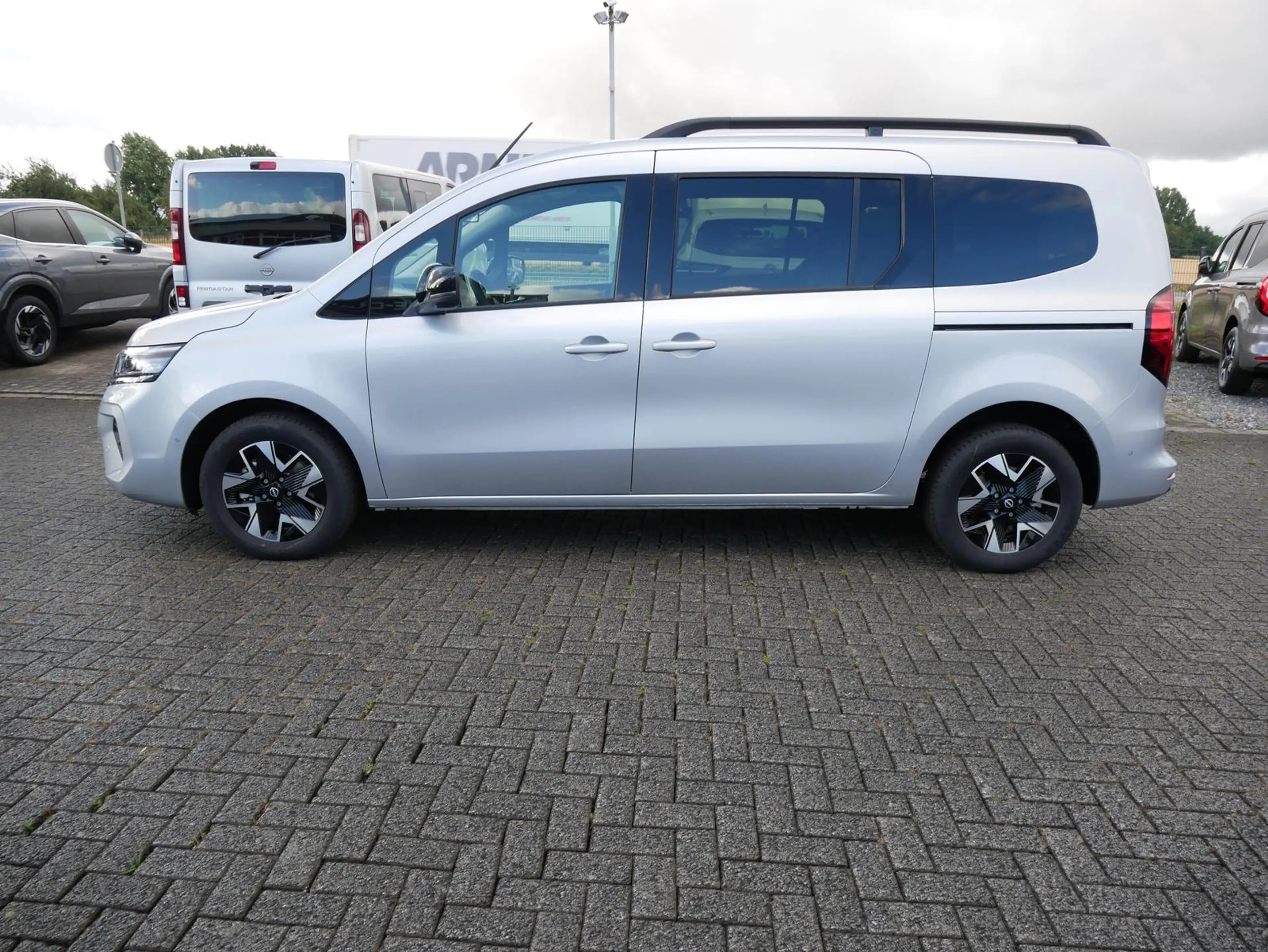 Nissan Townstar Kombi L2 Tekna Automatik 7-Sitze Metall — photo 13