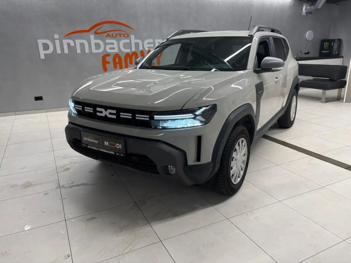 Dacia Duster Journey Mild Hybrid 130 4x4 Beige - 1