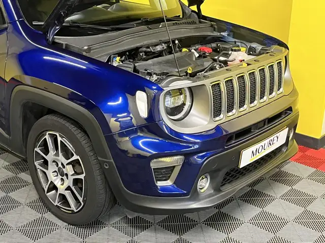 Jeep Renegade view 13