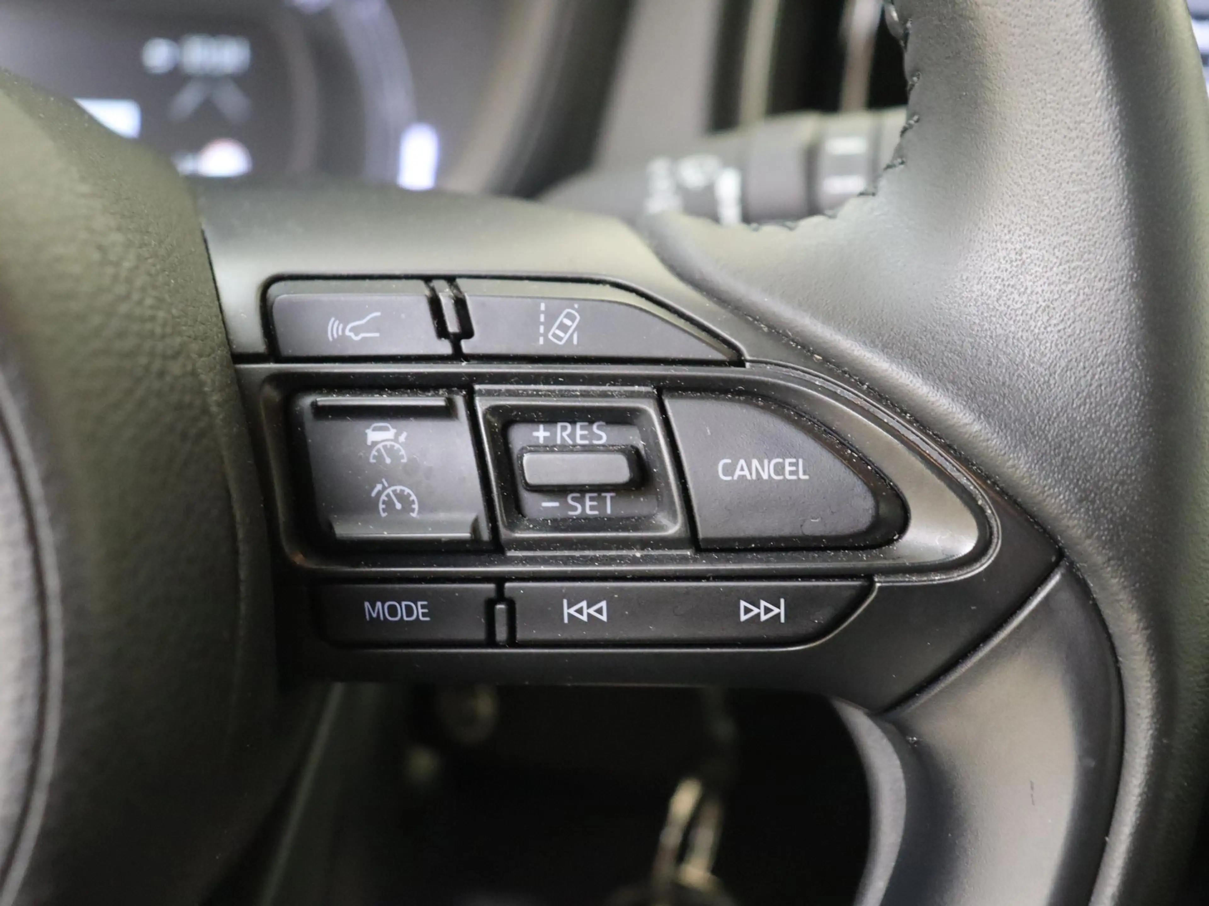 Toyota Aygo X 1.0 VVT-i 72 PK MT Play Mediascherm | Camera | Air — photo 13