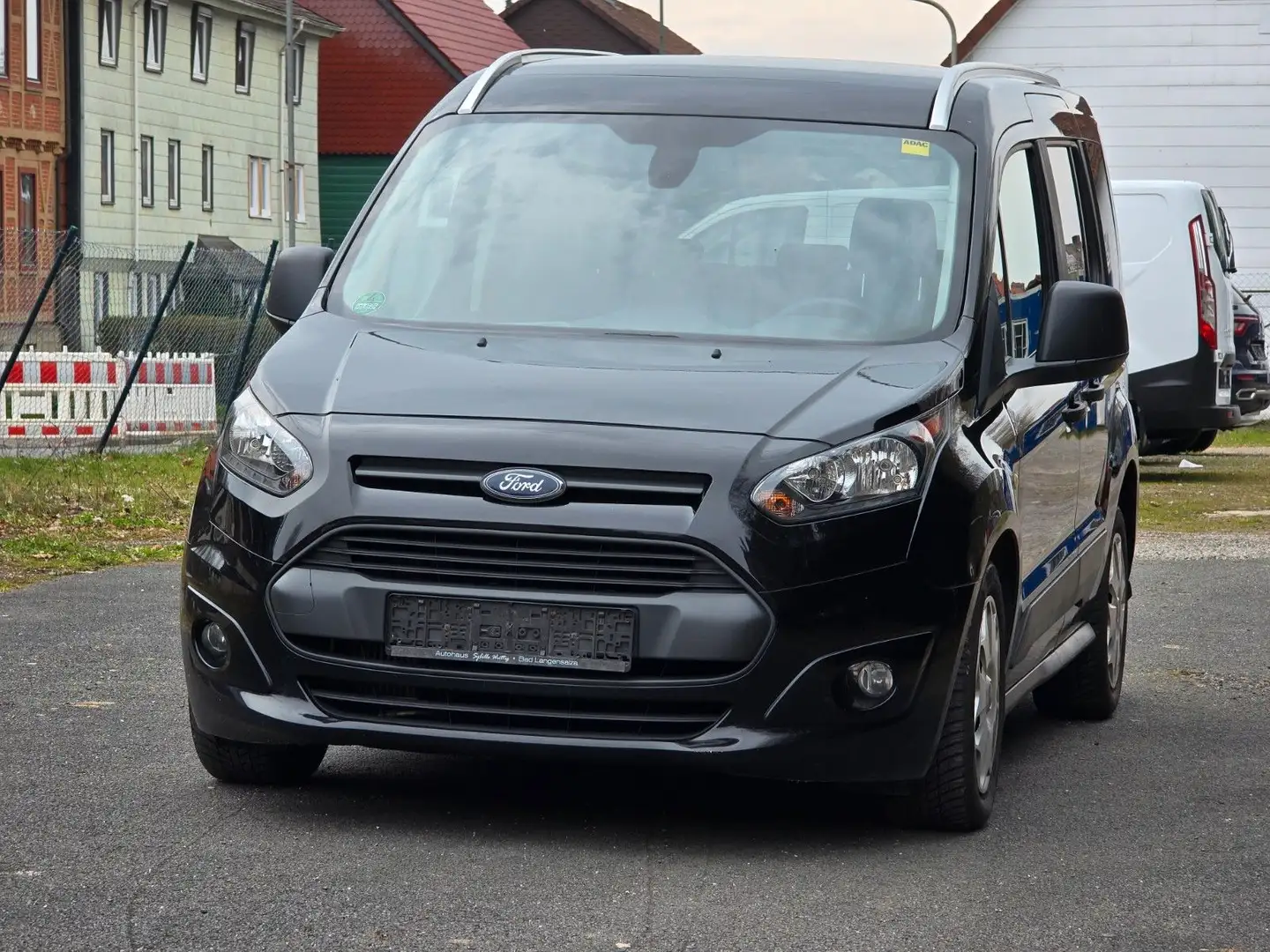 Ford Tourneo Connect Trend Zwart - 1