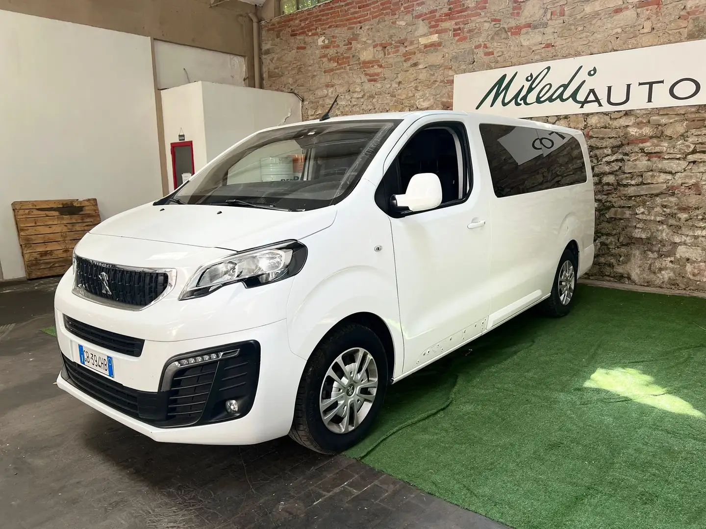 Peugeot Traveller BlueHDI 150 S&S Standard Business Blanc - 2