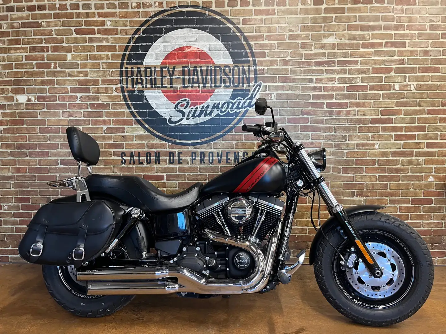Harley-Davidson Dyna Fat Bob - 1