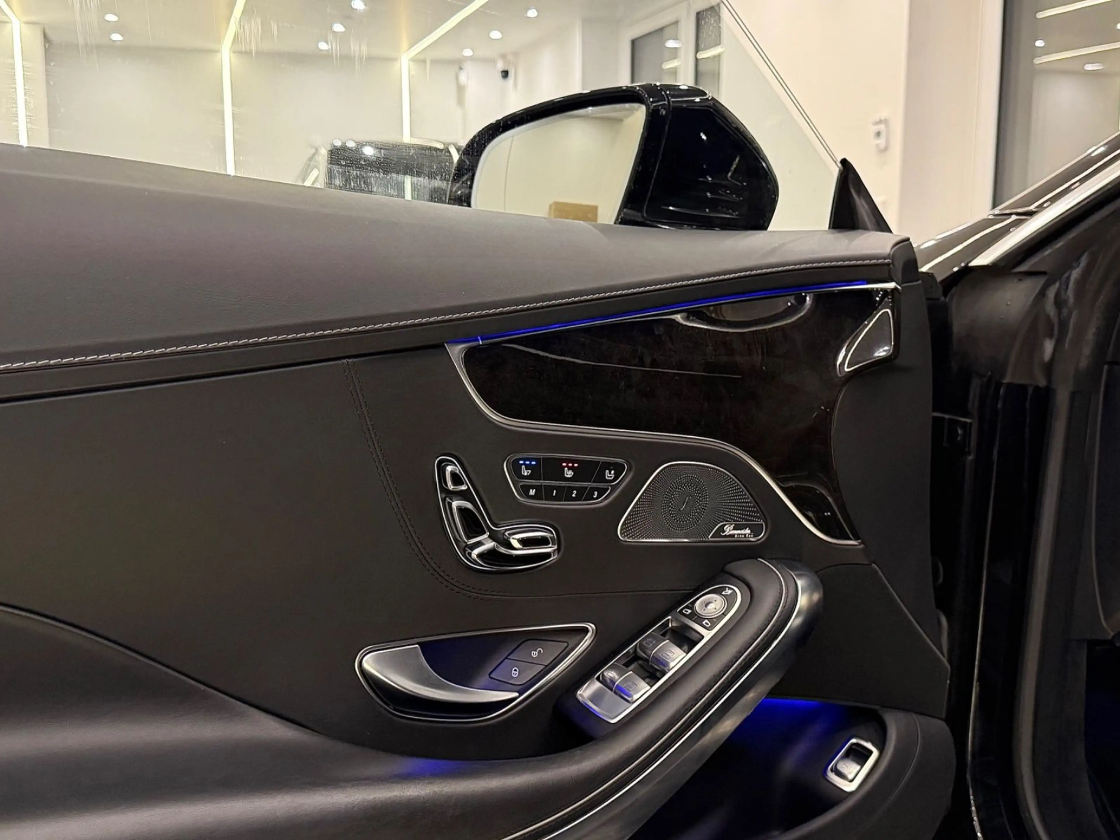 Mercedes-Benz S 500 Coupe  4Matic AMG Designo Exklusiv Burm.3D — photo 19