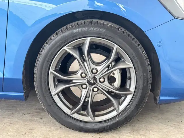 Ford Focus view 14